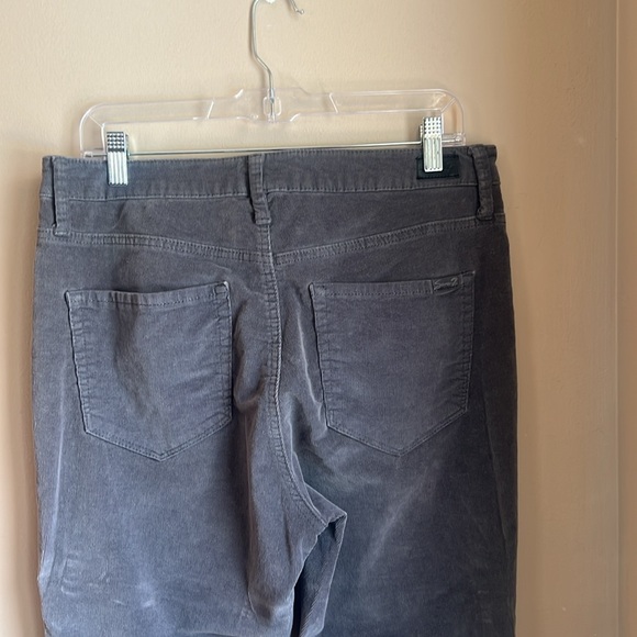 Seven ultra high rise skinny corduroy pants - Picture 3 of 9